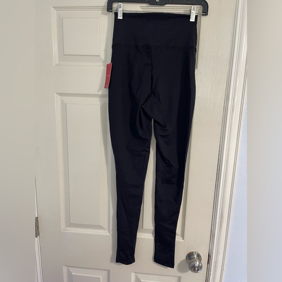 NWT CAPEZIO Active Legging - Picture 5 of 10